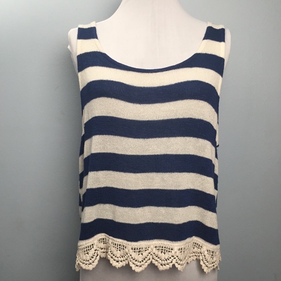 Paper Crane Tops - Crop Knit Tank with Lace Paper Crown Medium